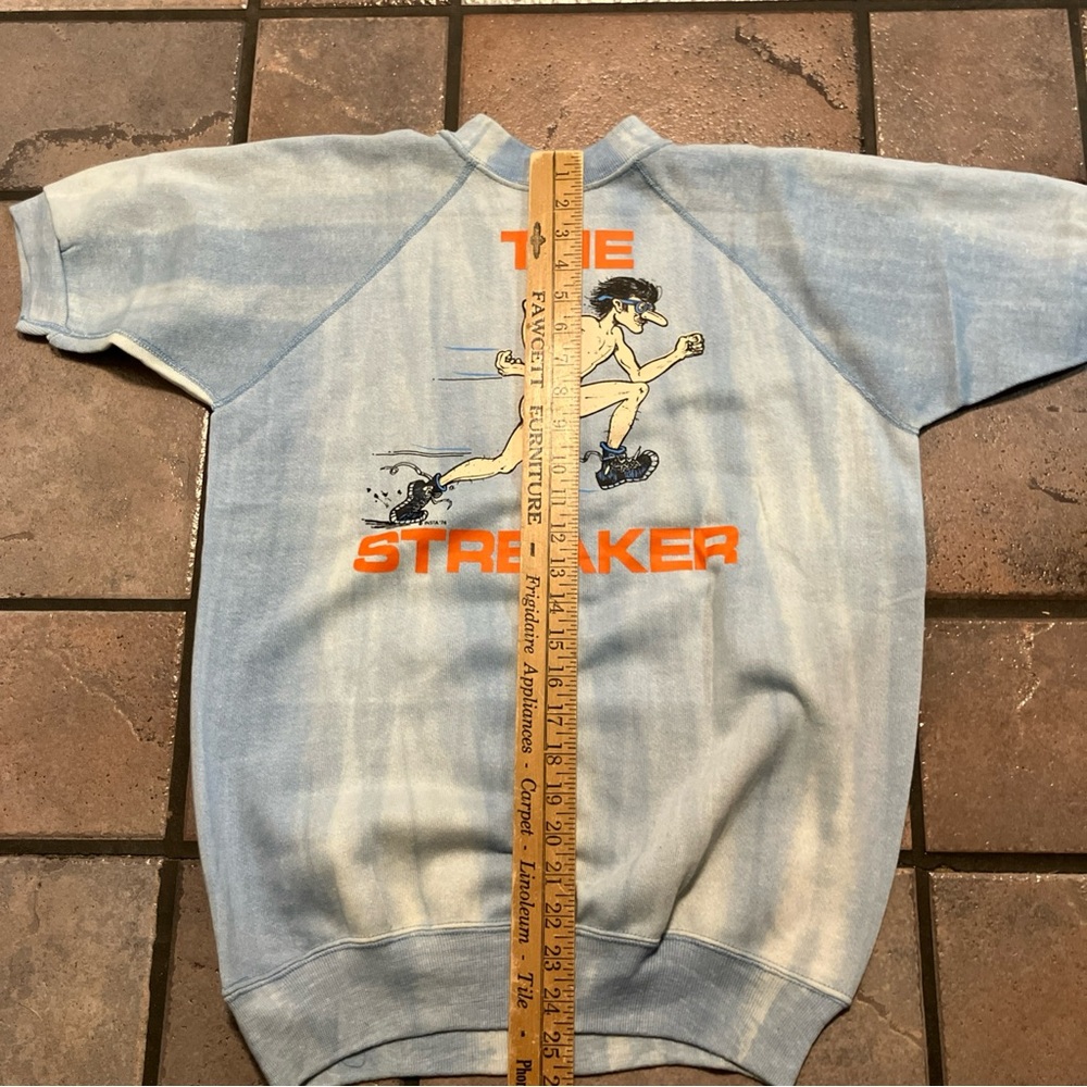 vintage 70's "The Streaker" short-sleeved sweatshirt - Picture 6 of 7